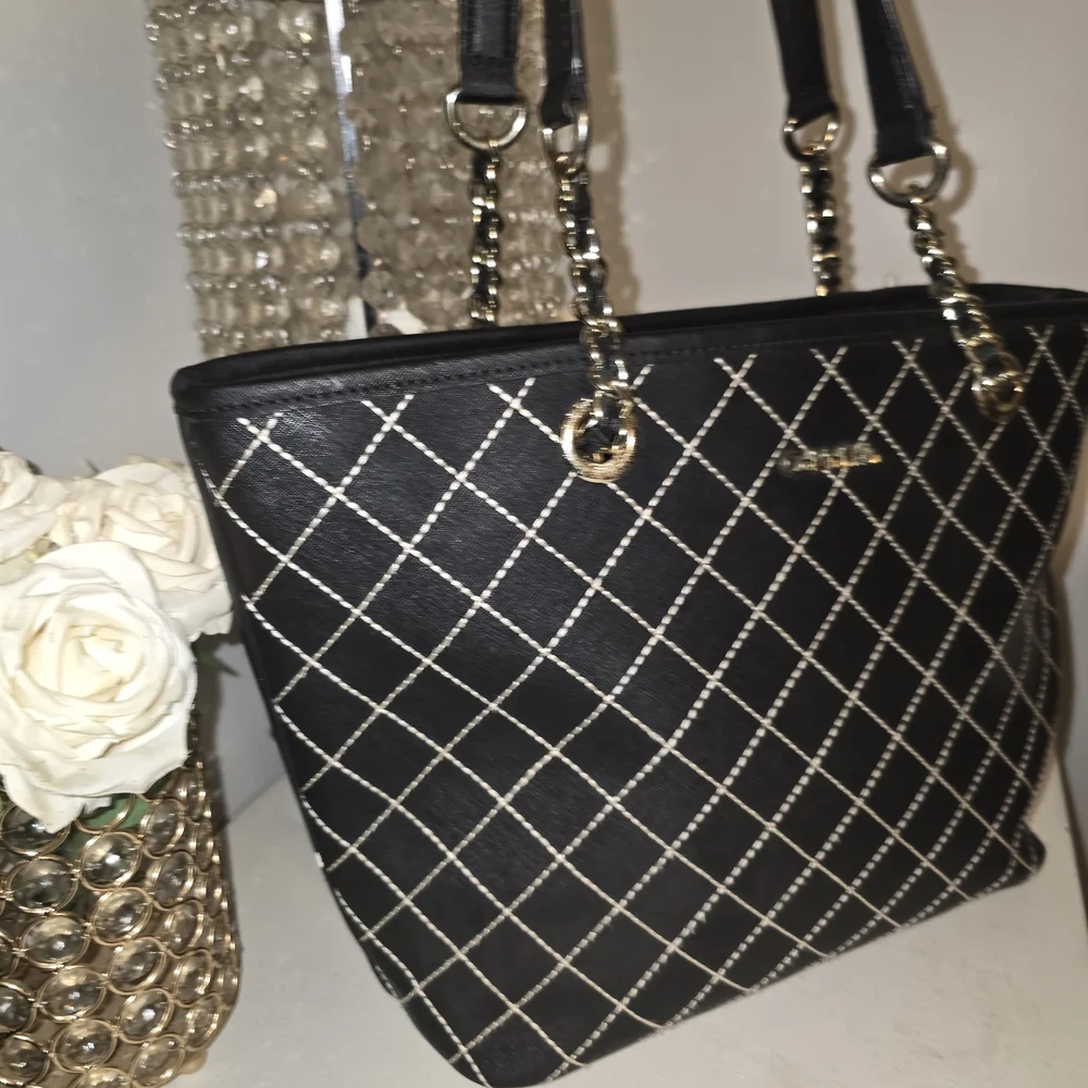 Calvin Klein Black Tote Bag - Picture 3 of 6